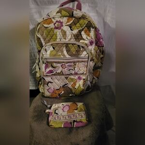 Vera Bradley backpack with small accessory bag. EUC. Beautiful pattern.Quilted